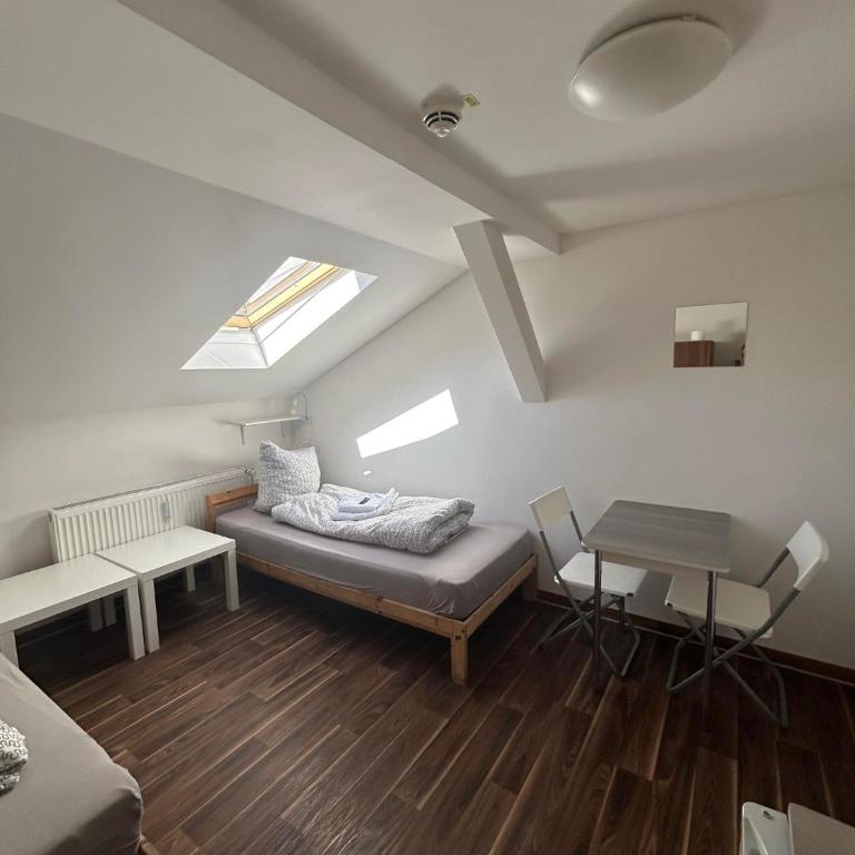 2-Rent Group Hostel Rooms&Apartments GKP2 - Doppelzimmer - 14