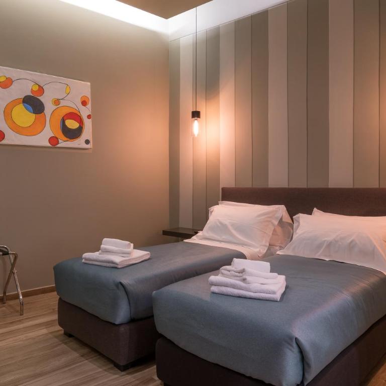 GOGO` Petit Hotel - Standard Double or Twin Room - 2
