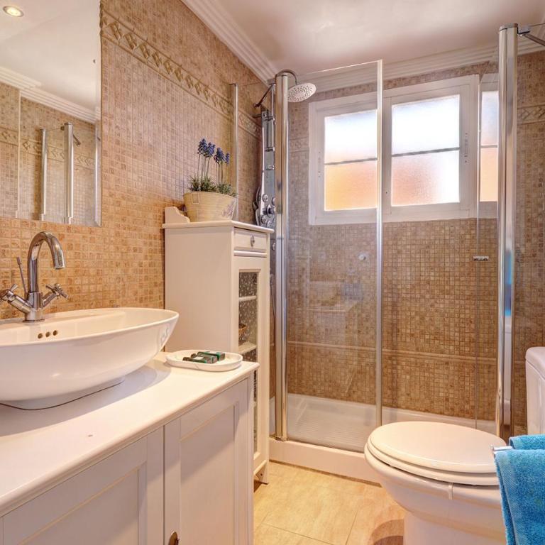 Traditional Townhouse, 4 Bed with Terraces and Private BBQ - Haus mit 4 Schlafzimmern - 16