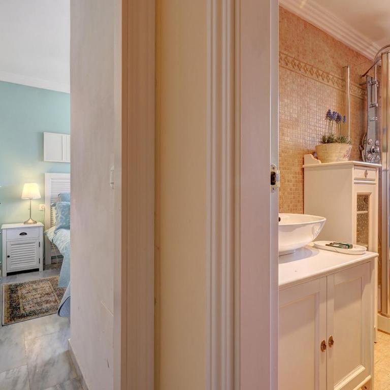Traditional Townhouse, 4 Bed with Terraces and Private BBQ - Haus mit 4 Schlafzimmern - 17