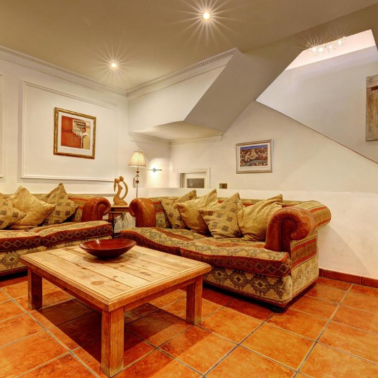 Traditional Townhouse, 4 Bed with Terraces and Private BBQ - Haus mit 4 Schlafzimmern - 24