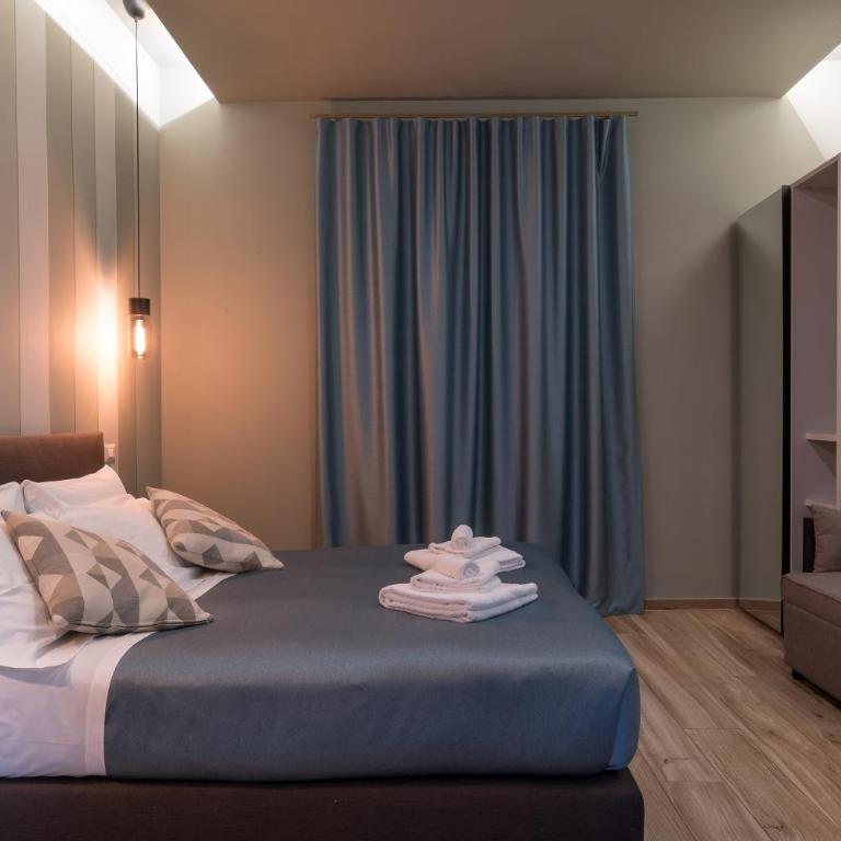 GOGO` Petit Hotel - Superior Double or Twin Room - 1