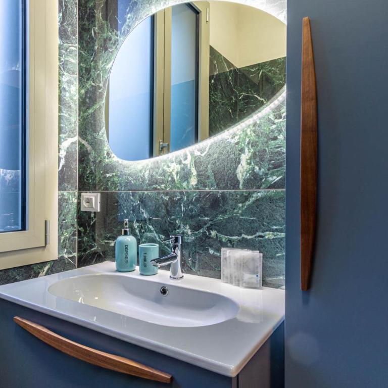 Residenza Grazioli 2 - Camera Matrimoniale con Bagno Privato - 28