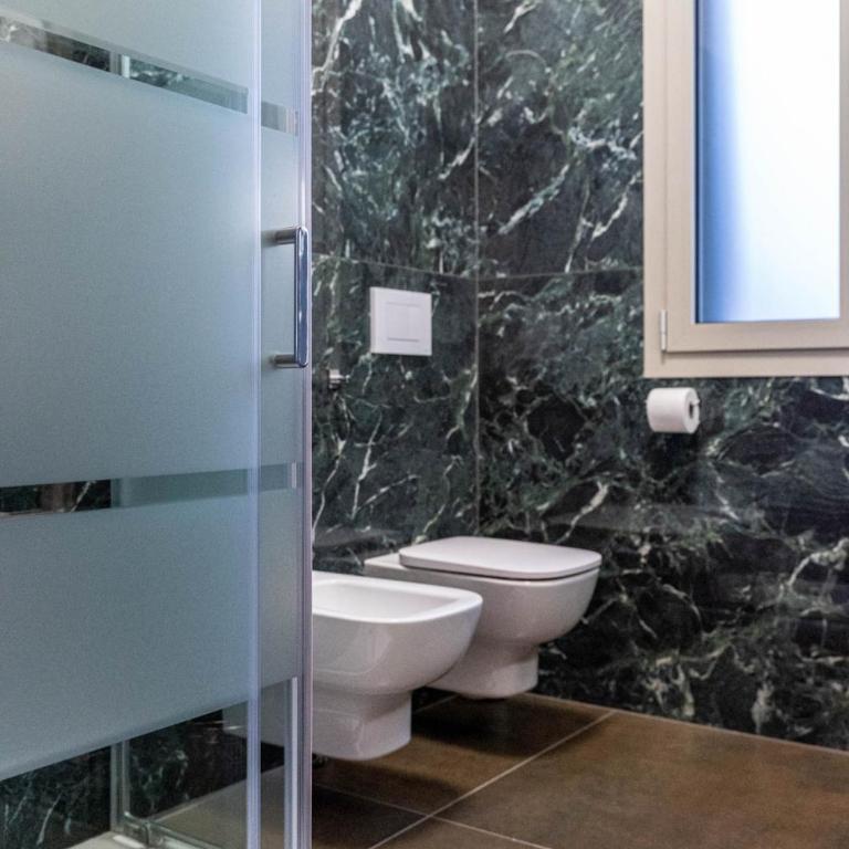 Residenza Grazioli 2 - Camera Matrimoniale con Bagno Privato - 29