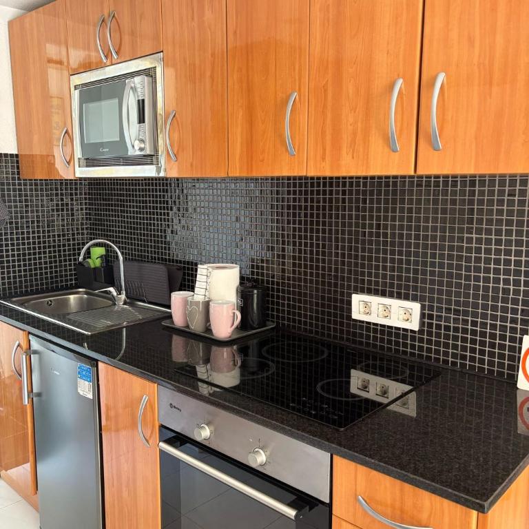 Mi Amor - One-Bedroom Apartment - 10