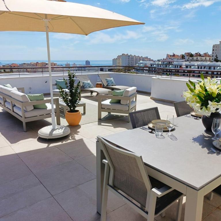 Seaview Penthouse - Apartment with Sea View - 1