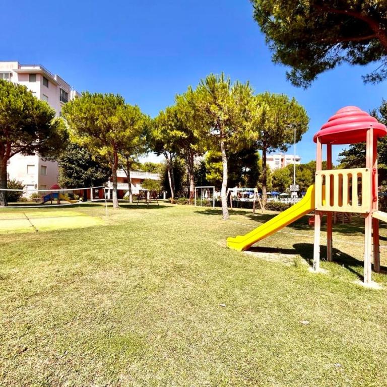Trilo Momo con aria condizionata, wifi, posto auto e piscina - Appartamento con 2 Camere da Letto - 29