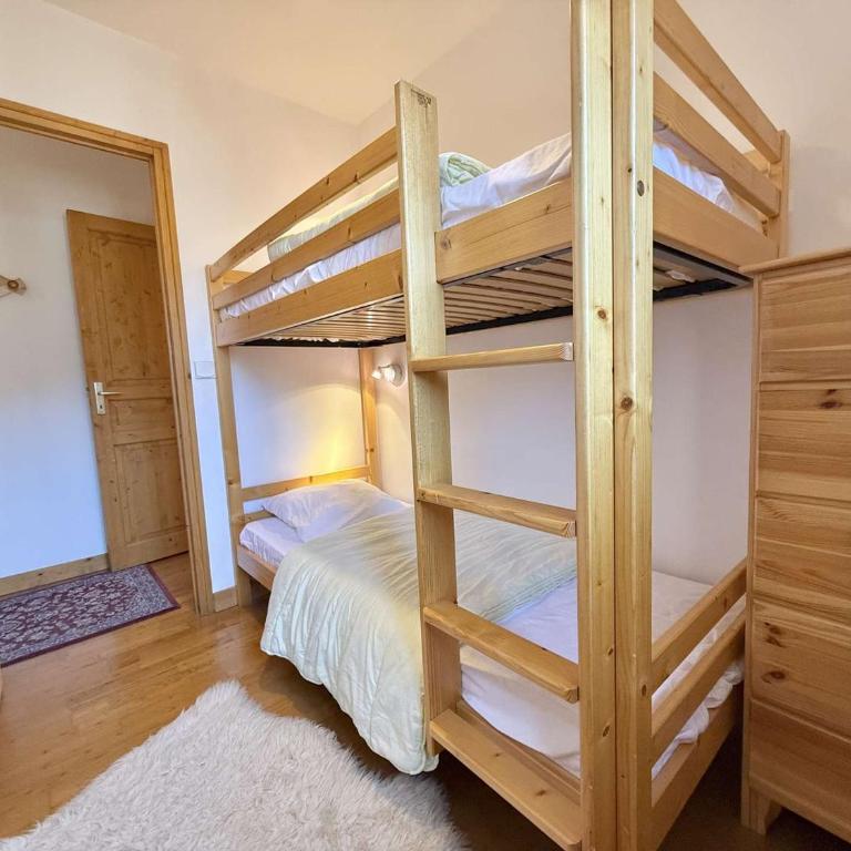 Appartement lumineux avec balcon & parking, à 700m des pistes – 6 pers. - Appartement 2 Chambres - 16