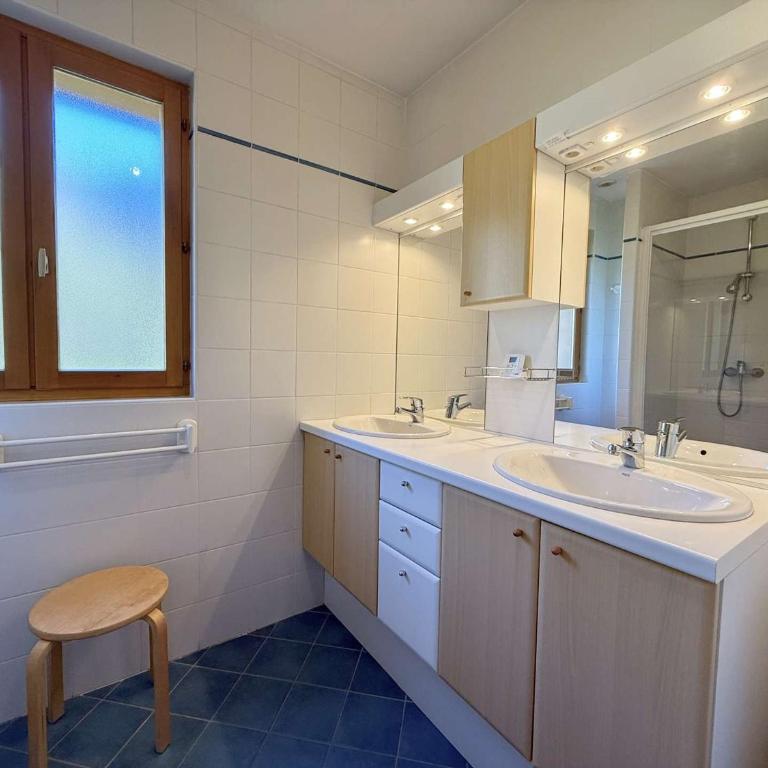 Appartement lumineux avec balcon & parking, à 700m des pistes – 6 pers. - Appartement 2 Chambres - 18