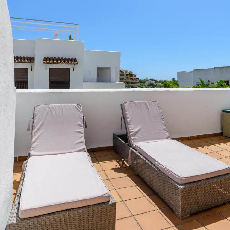 Golf Hills - Two-Bedroom Apartment - 22