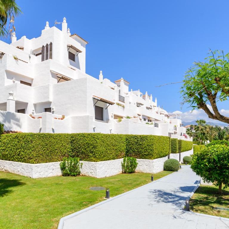 Golf Hills - Two-Bedroom Apartment - 27