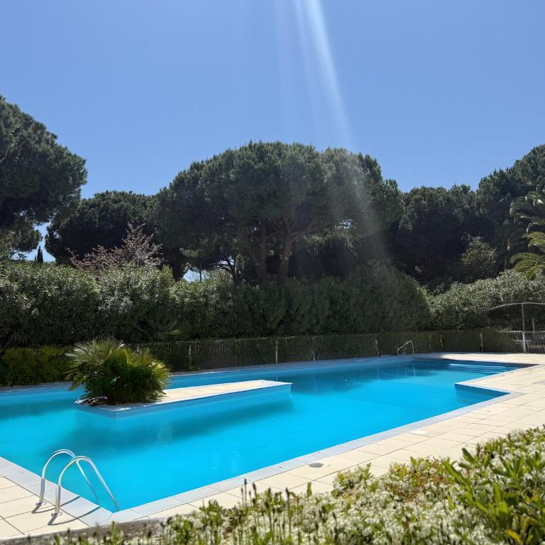 Sol-y-days Fleurie 2, vue panoramique résidence avec piscine - Apartment with Garden View - 20