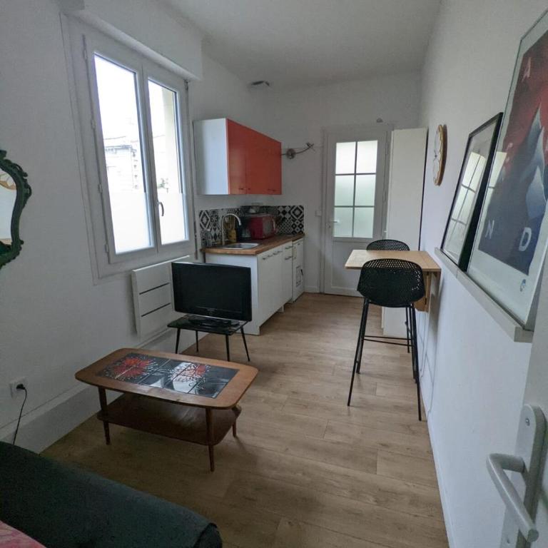 Maisonnette avec petite cour - Maison 1 Chambre - 12