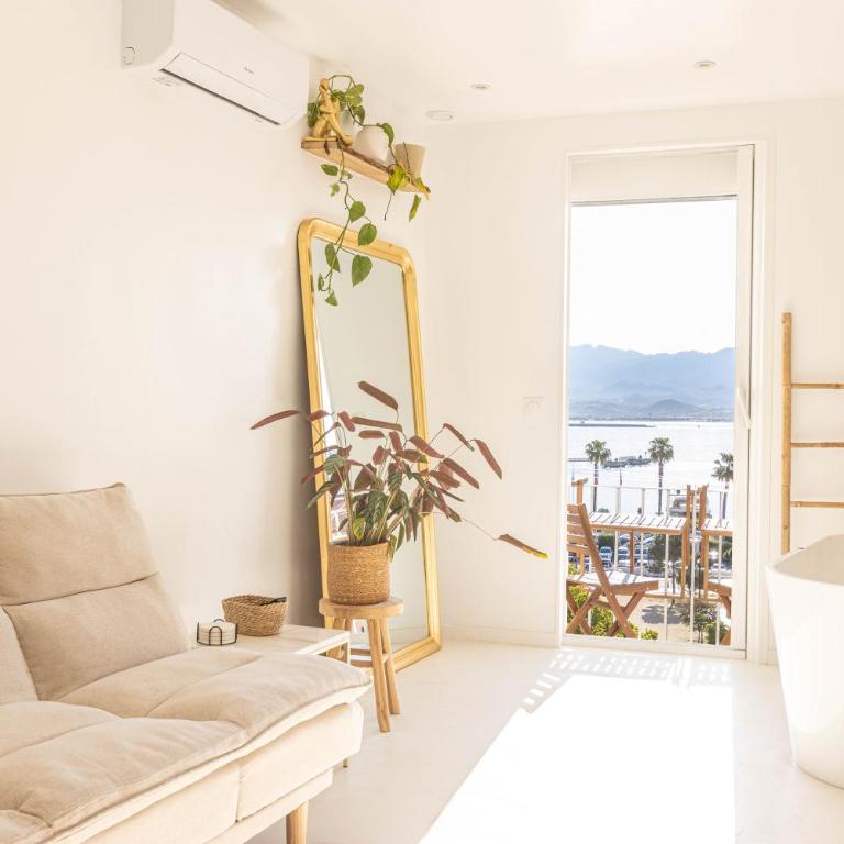 Sublime, hyper-centre d'Ajaccio, avec Spa, Sauna, Vue mer & Plage à 3min - Appartement 1 Chambre - 10