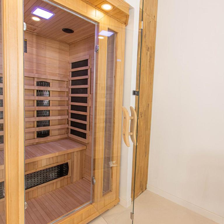Sublime, hyper-centre d'Ajaccio, avec Spa, Sauna, Vue mer & Plage à 3min - Appartement 1 Chambre - 15