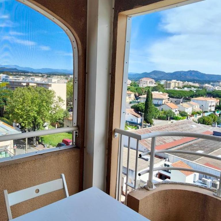 Lovely studio with balcony - near the beach - Estudio - 8