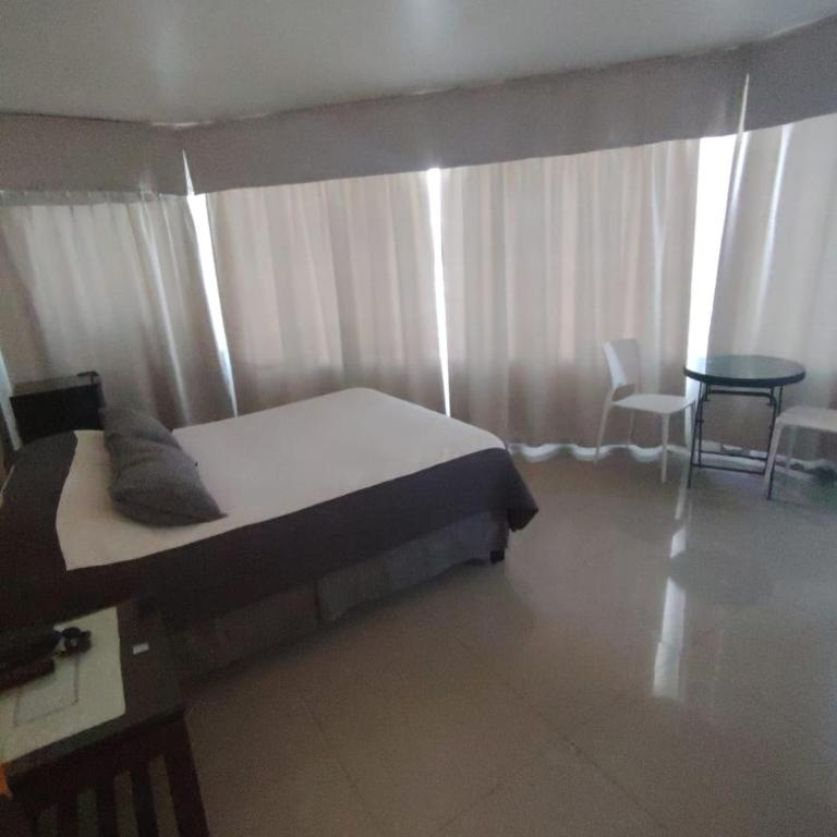 Hotel Cano - Habitación Estándar - 1 cama grande - 1