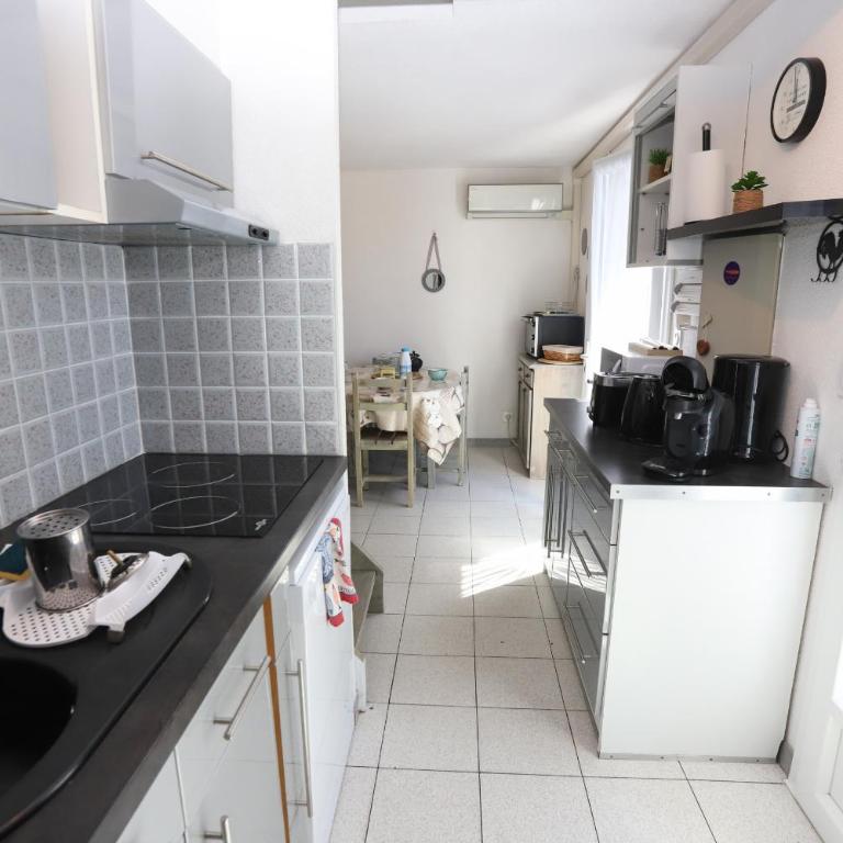 Belle maison 6 pers au port de St Cyprien - Maison 3 Chambres - 5