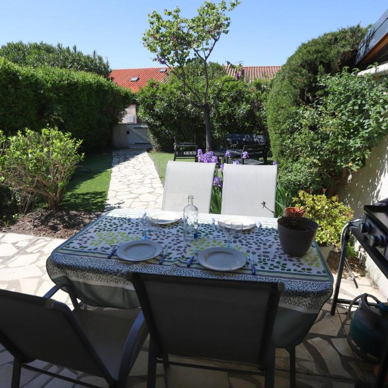 Maison fleurie quartier calme st Cyprien - Ferienhaus - 10