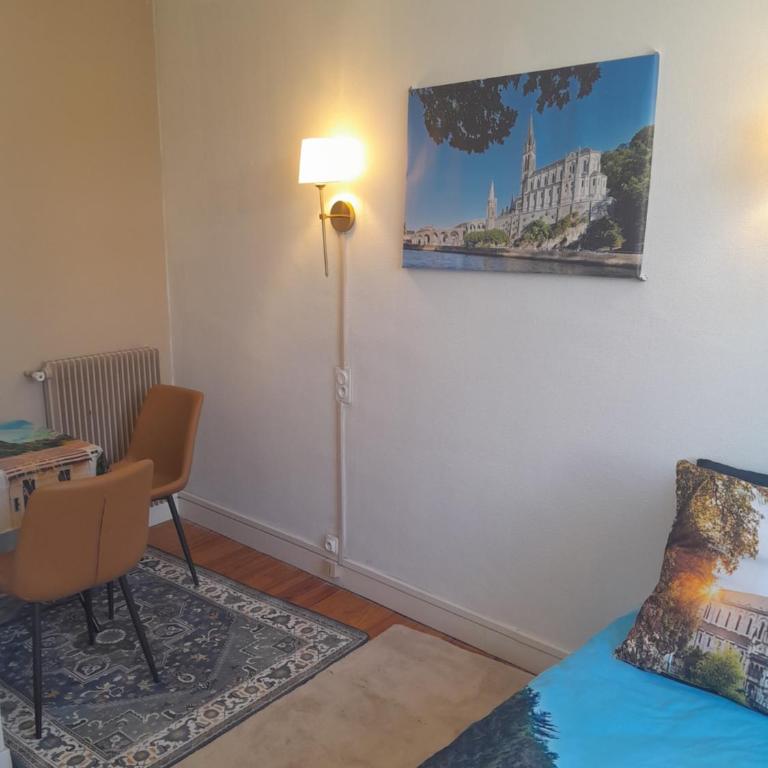 VUE DE REVE CHAMBRE dans APPARTEMENT DE STANDING - vous faites le ménage-Very good prices but you have to cle-an th-e flat - Camera Matrimoniale Deluxe - 8