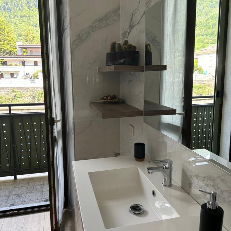 Residenza MM - 2 min walk to Bernina Express - Two-Bedroom Apartment - 17