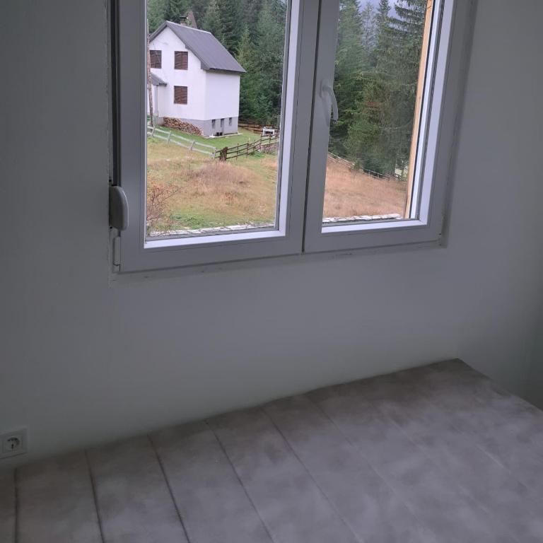 Villa JELENA - Guest House Nela - Two-Bedroom Apartment with Mountain View - 5