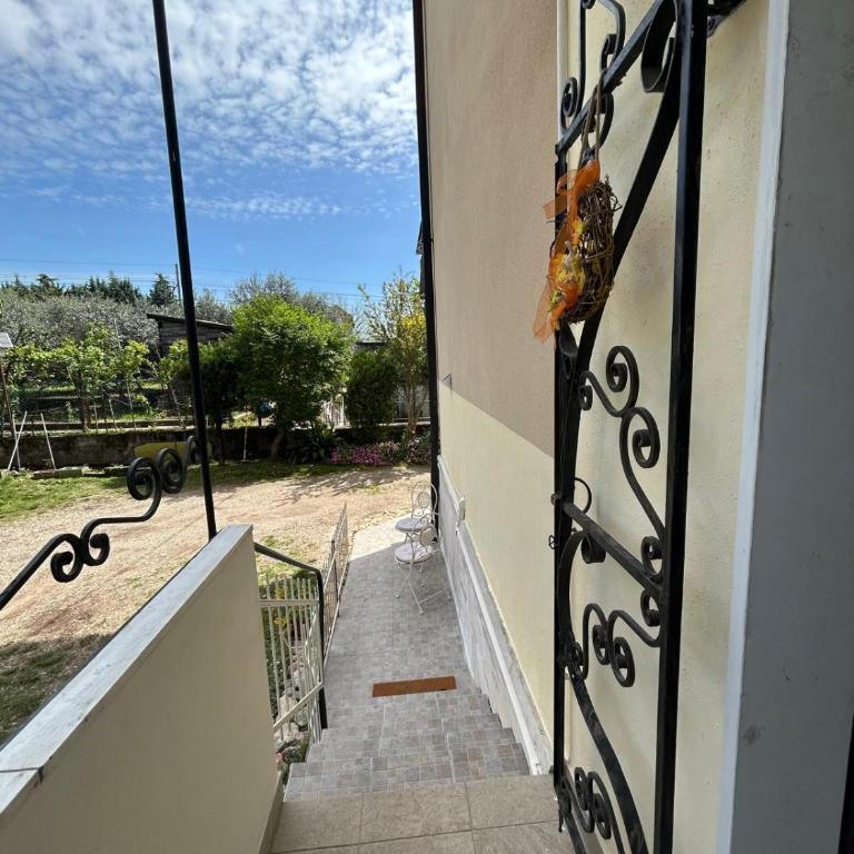 Venetian Style Apartments in Villa - One-Bedroom Apartment - 25