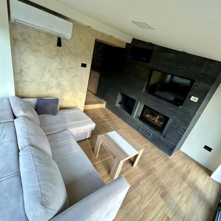 Vikendica City hideaway Novi Sad - Vila sa 2 Spavaće Sobe - 8