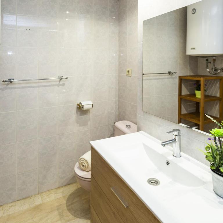 AQUAMARINA A HomeStay By Turismar - Apartment - 10