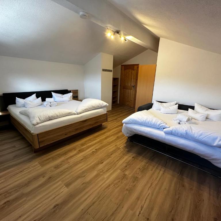 Apart Bader - Apartment mit Blick auf die Berge - 10
