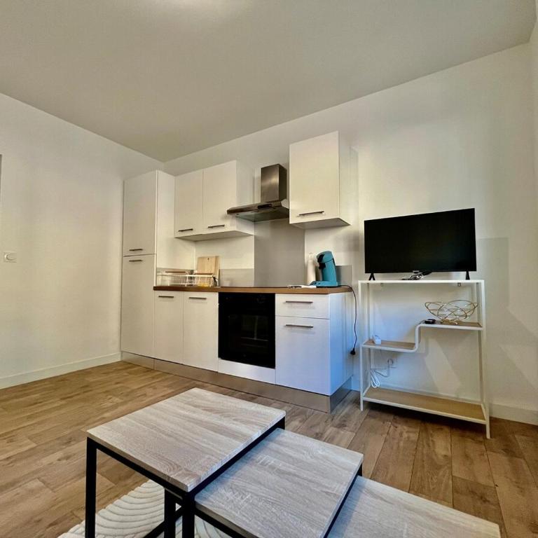 T2 lumineux rue Théodore bac-DABNB - One-Bedroom Apartment - 5