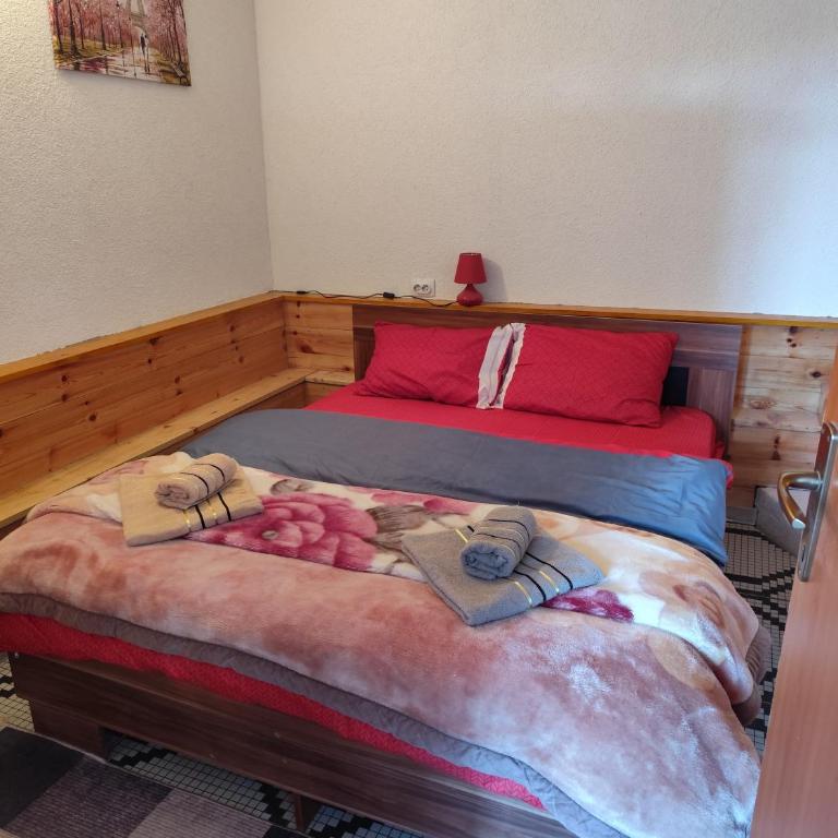 Apartman Mountain - One-Bedroom Apartment - 11