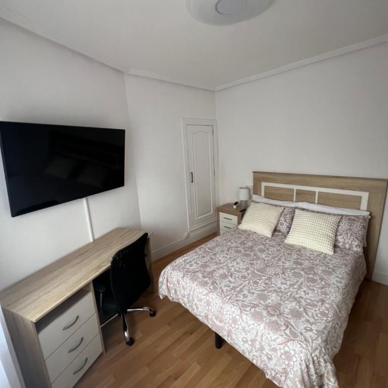 Apartamento Príncipe, playa El Arbeyal - Three-Bedroom Apartment - 5