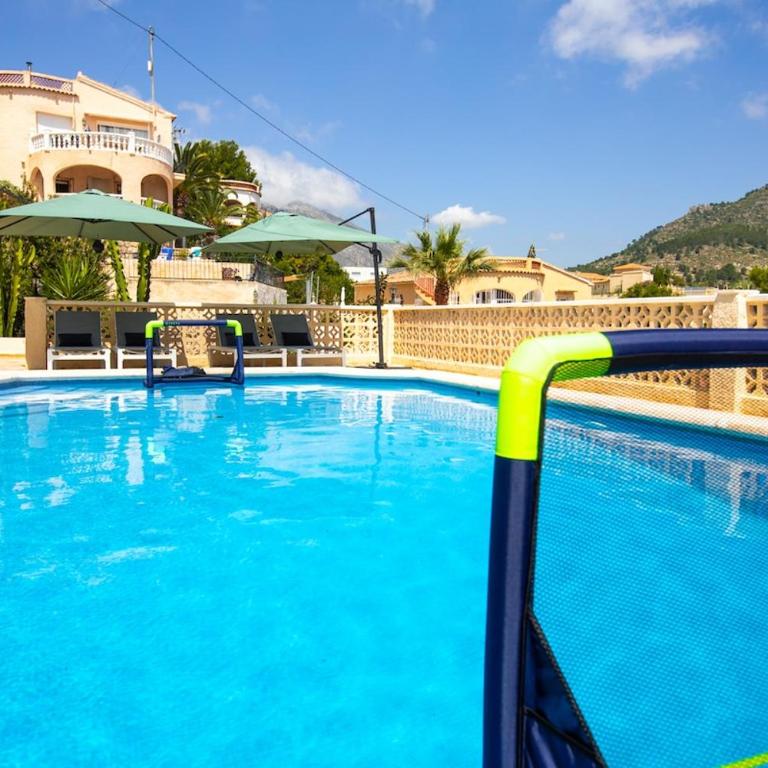 Beautiful villa with private pool and amazing view - Villa - 4