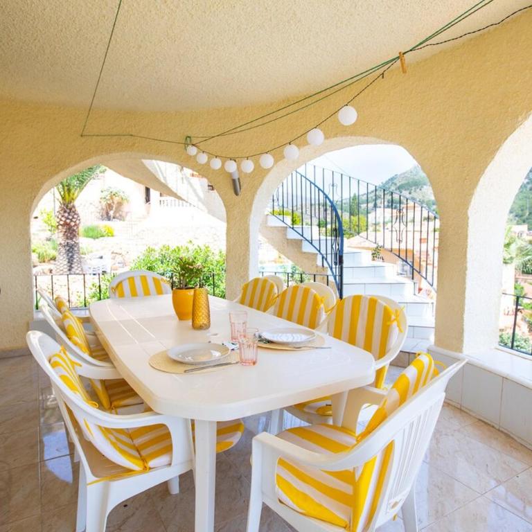 Beautiful villa with private pool and amazing view - Villa - 19