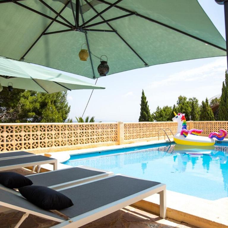 Beautiful villa with private pool and amazing view - Villa - 22