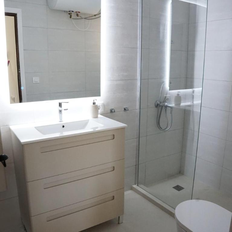 Beautiful villa with private pool and amazing view - Villa - 32