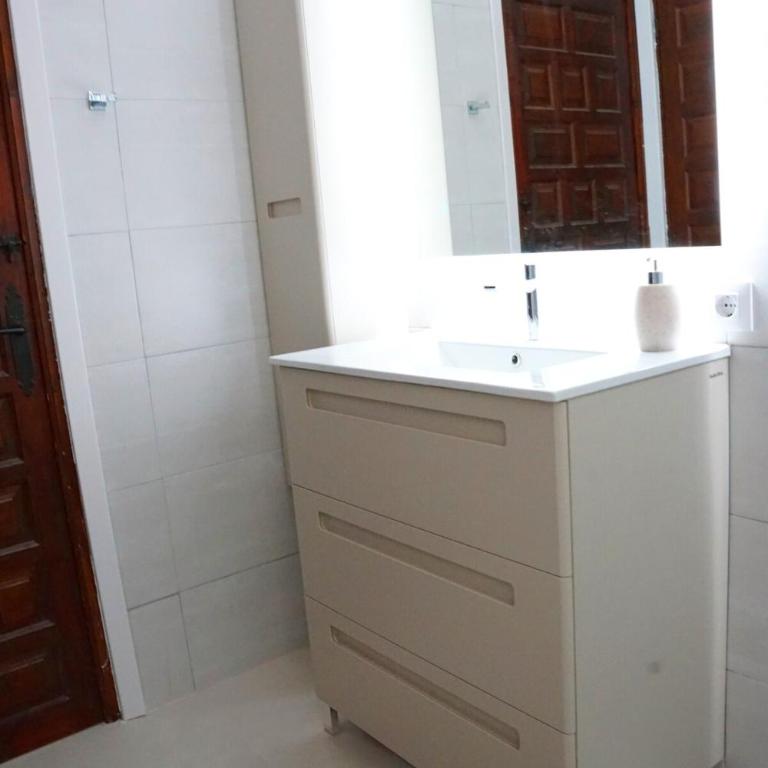 Beautiful villa with private pool and amazing view - Villa - 34