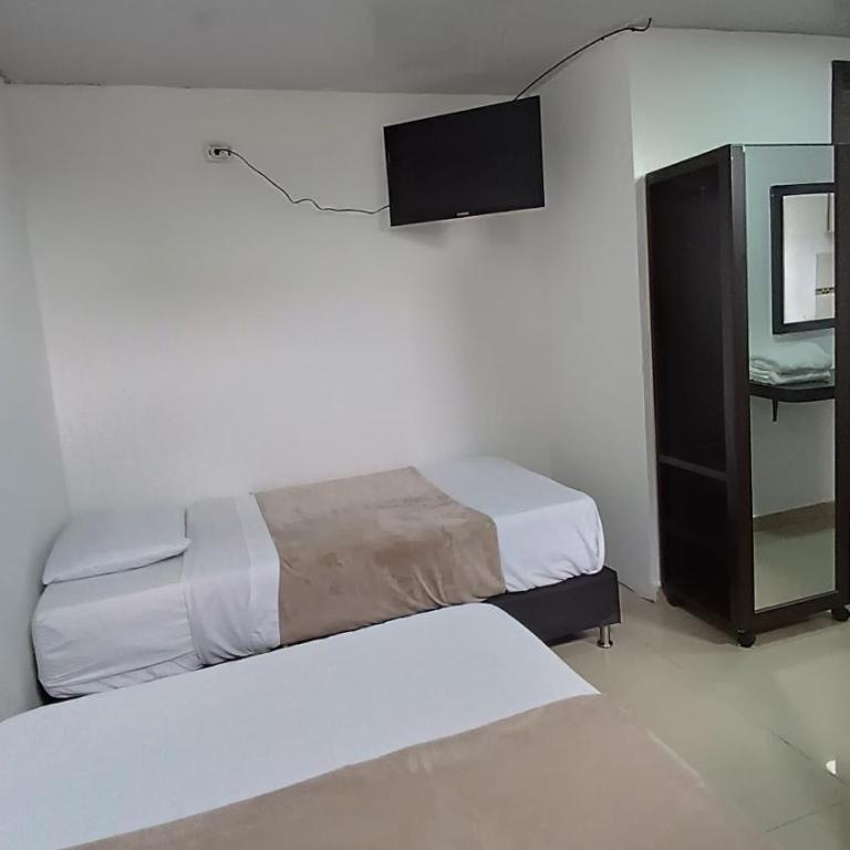 Hotel Blue - Apartamento Estándar - 2
