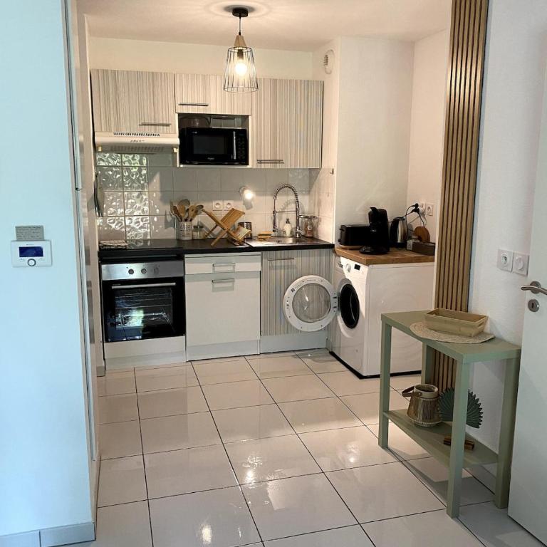 Joli appartement à Andernos les bains , 2 ou 4 pers , avec terrasse et parking - Appartement 1 Chambre - 12