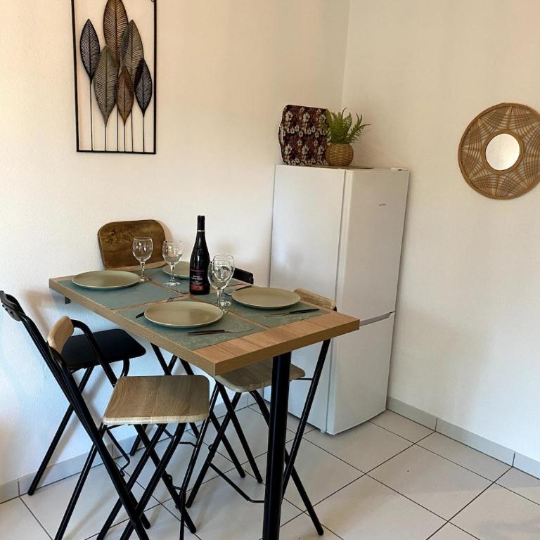 Joli appartement à Andernos les bains , 2 ou 4 pers , avec terrasse et parking - Appartement 1 Chambre - 13