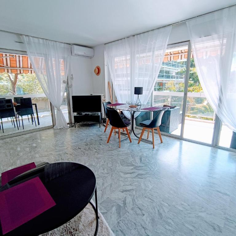 TANIT ARAD Classé 40m2 T1 TERRASSE ANGLE 35 m2 PISCINE PARKING - Appartamento Superior - 17