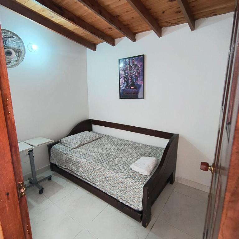 Acogedor y amplio apartamento - Three-Bedroom Apartment - 7