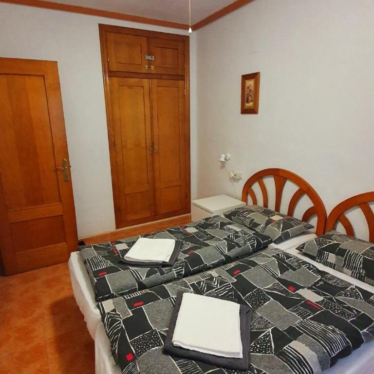 Apartment house Sungrila, 3 rooms, kitchen and terrace - Apartamento de 2 dormitorios - 16