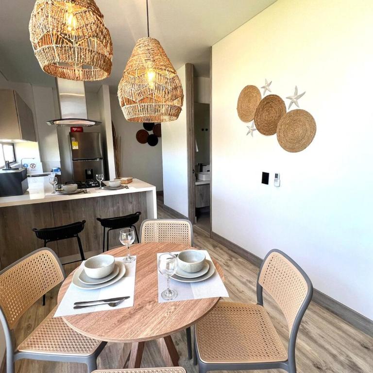 Exclusive Almare cerca a playas - Deluxe One-Bedroom Apartment with Ocean View - 9