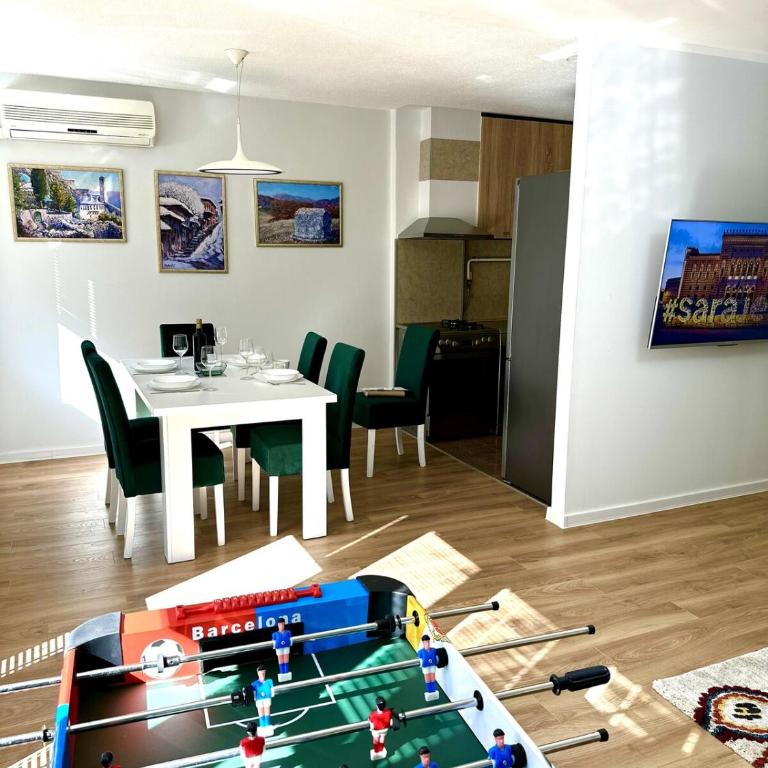 Chill & Play Apartment with Garage - Apartman sa 2 Spavaće Sobe - 11