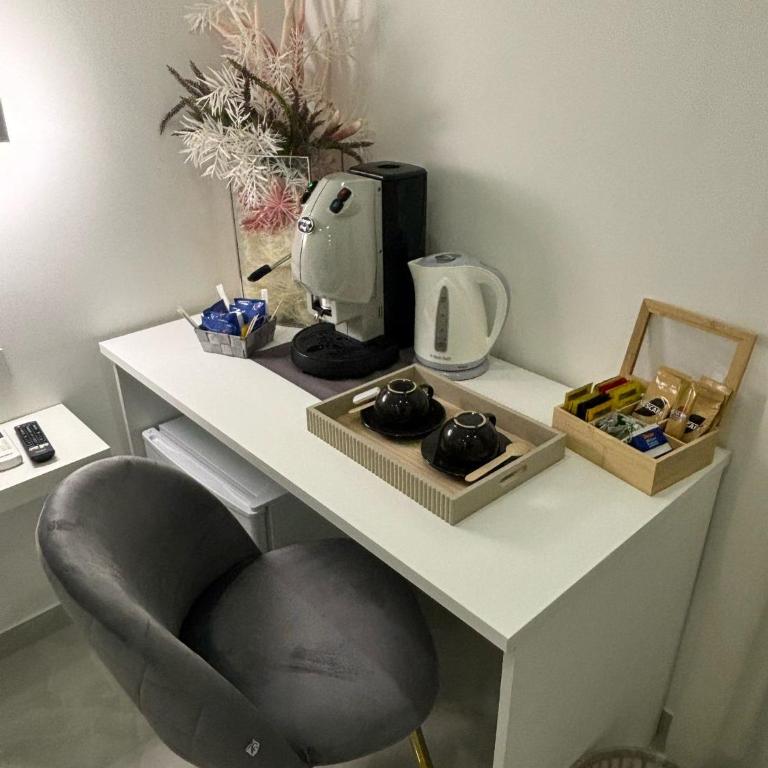Vincenz Room Napoli - Camera Matrimoniale con Bagno Privato - 5