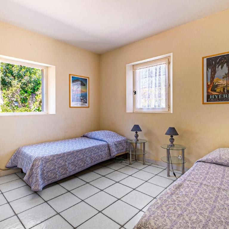 Gorgeous Home In Saint Aygulf - Maison de Vacances 4 Chambres - 11