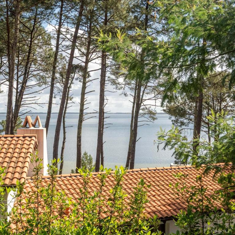 Maison familiale 5 chambres pour 14 pers, vue lac à Biscarrosse - FR-1-319-605 - Villa - 5