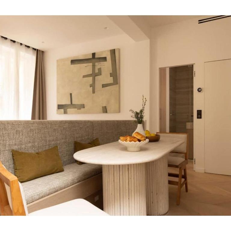 Résidence Le Marais - Two-Bedroom Deluxe Apartment - 2